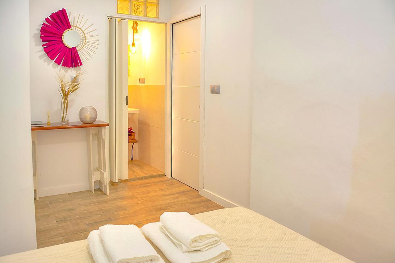 Family Apartment In Triana Sevilla Eksteriør billede