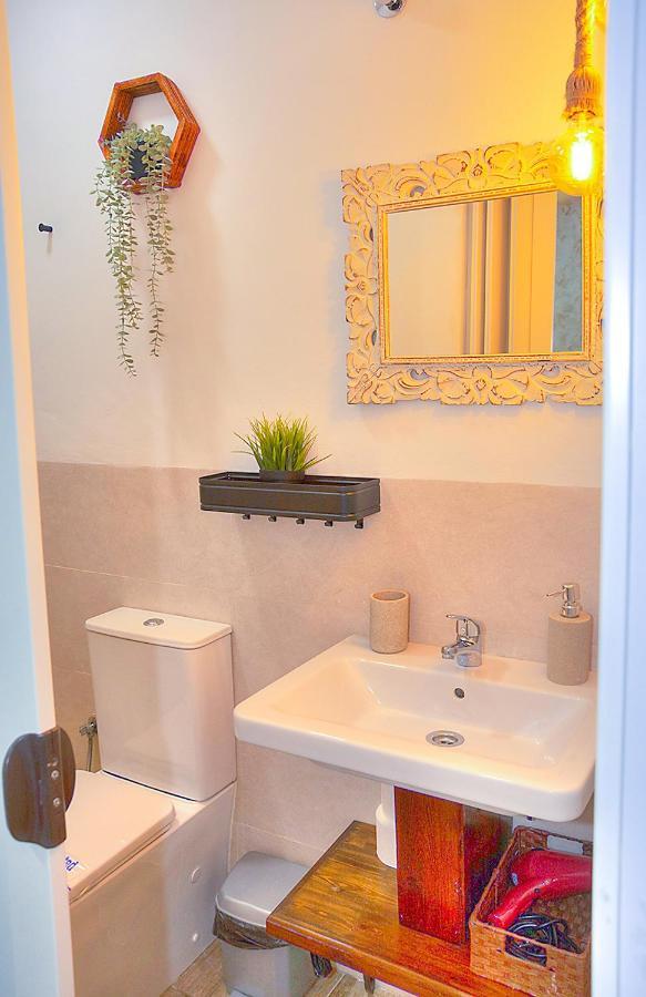 Family Apartment In Triana Sevilla Eksteriør billede
