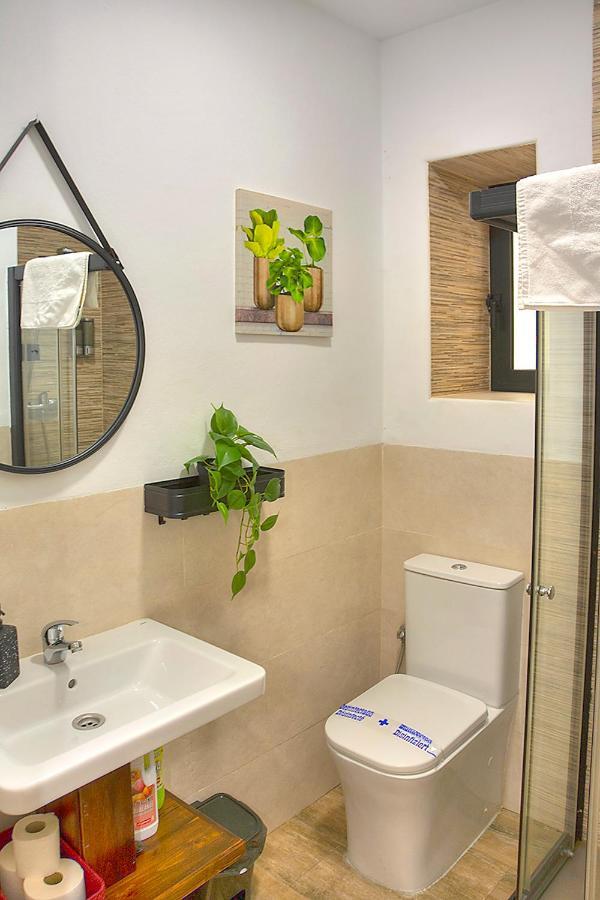 Family Apartment In Triana Sevilla Eksteriør billede